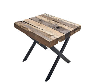Side table από ανακυκλωμένο ΤΕΑΚ